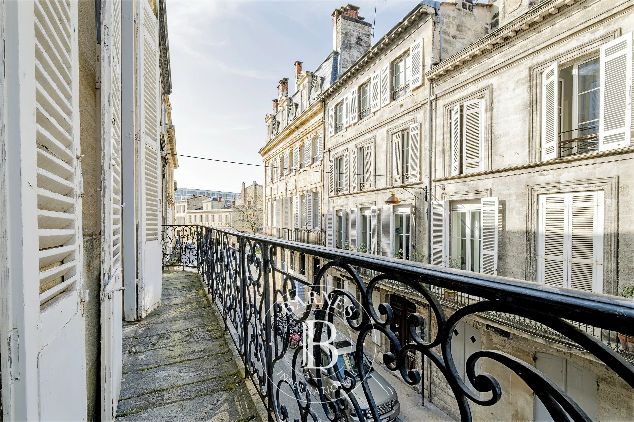 Bordeaux Chartrons – 197 sqm Apartment – Terrace – Elevator - picture 2