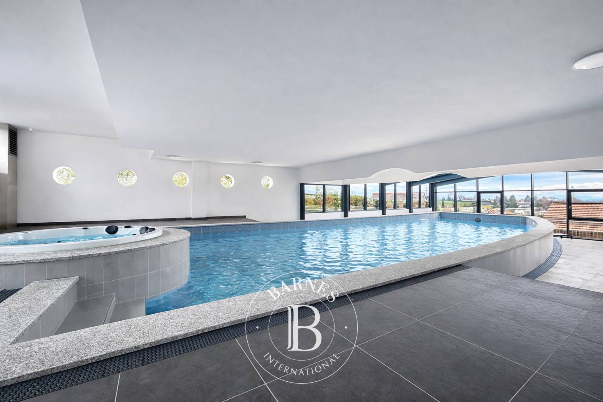 For Sale Villa | 1029 - picture 6