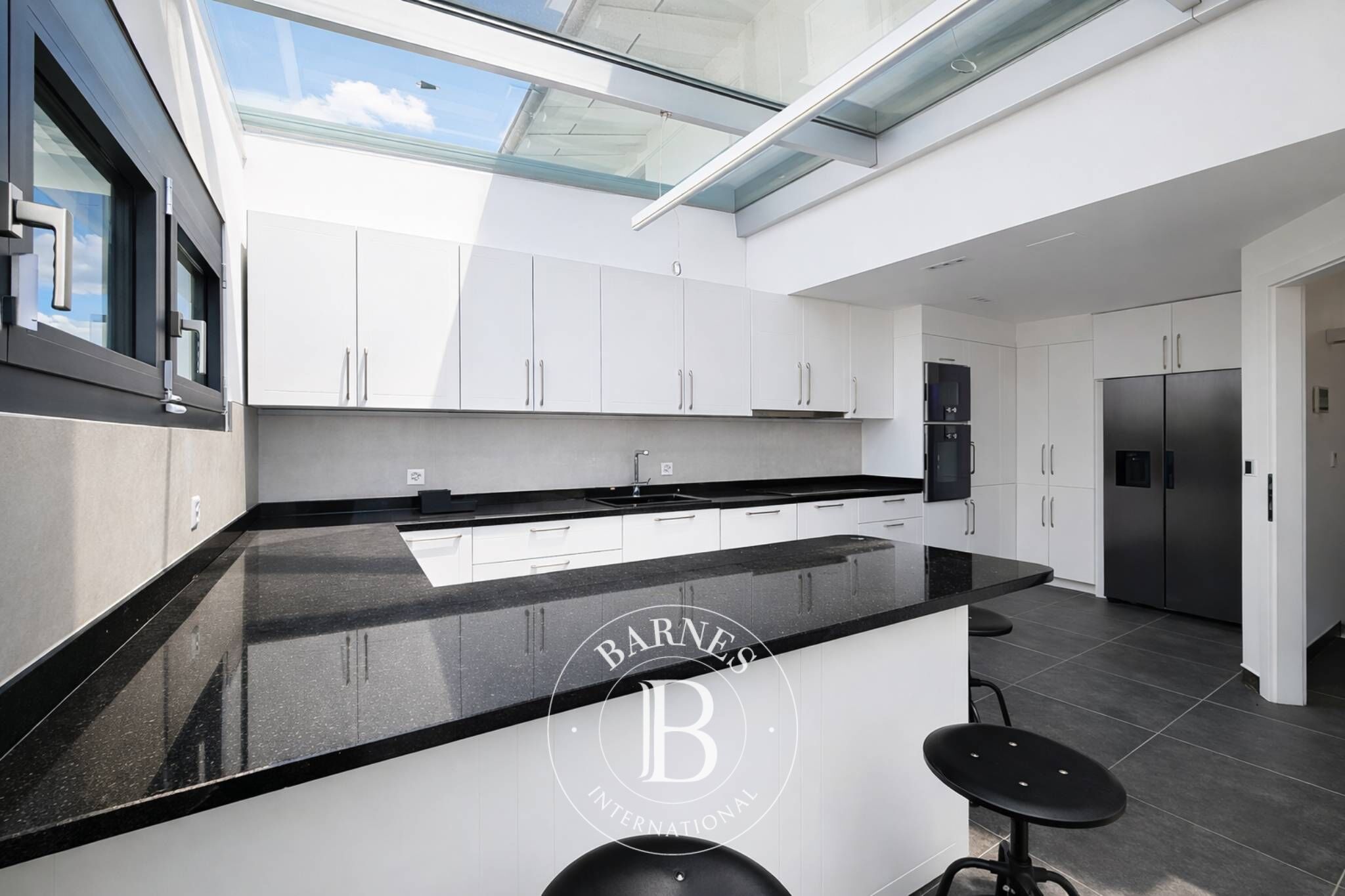 For Sale Villa | 1029 - picture 4