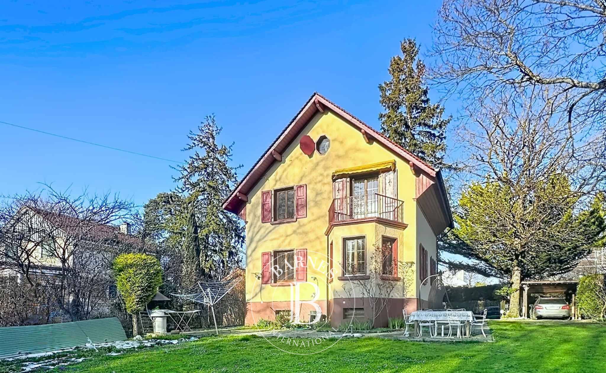 Villa Châtelaine - picture 1