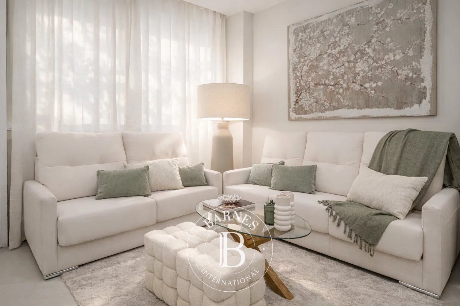 Logement rénové à Arapiles - picture 2