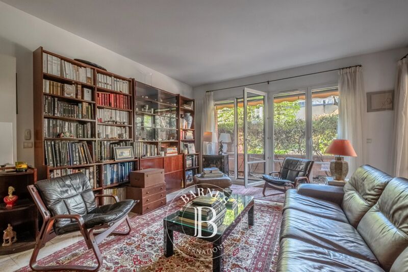 For Sale Apartment | Paris 6ème - picture 3