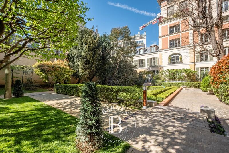 For Sale Apartment | Paris 6ème - picture 2