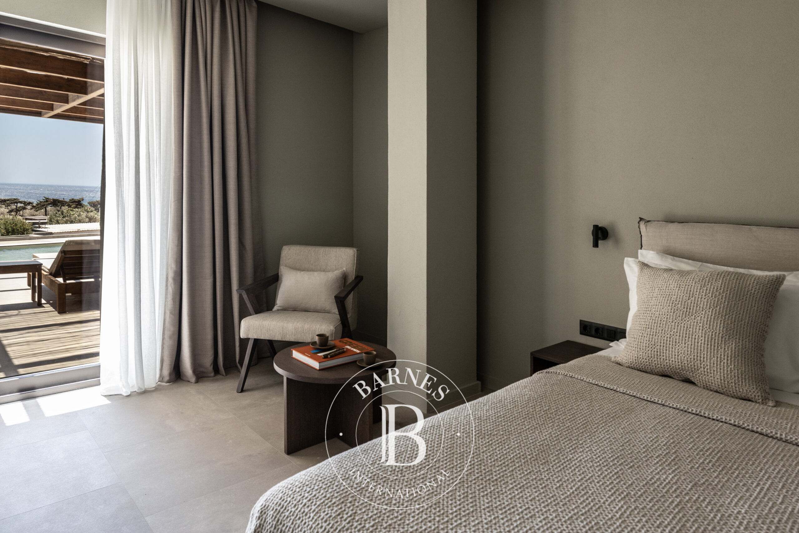 Piso Tinos - picture 2