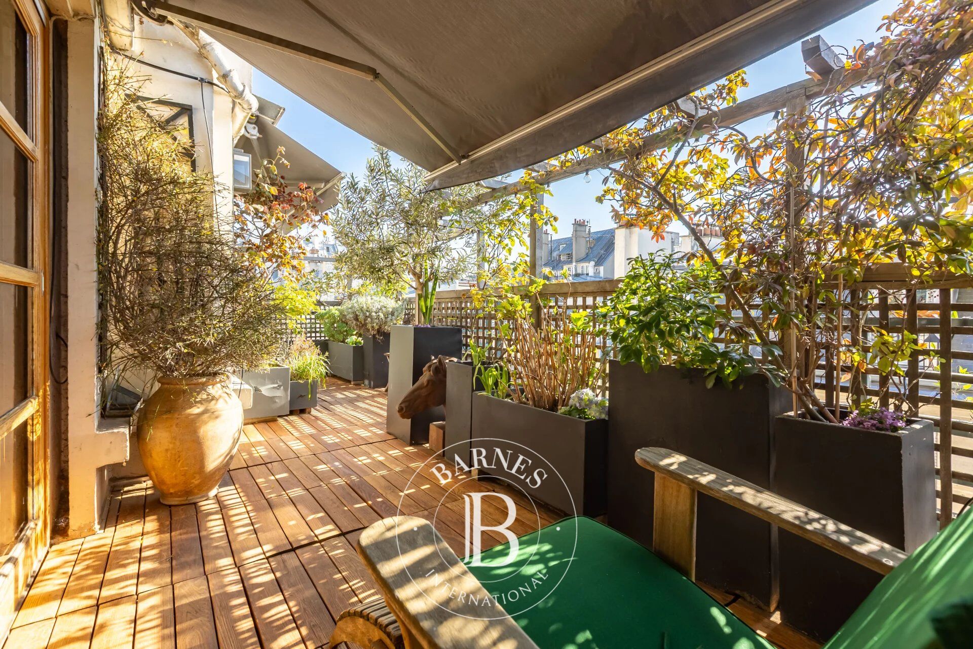 EXCLUSIVE LISTING - Paris 17 - Ternes / Etoile - Duplex apartment on top floors with terraces - 4 bedrooms - picture 2