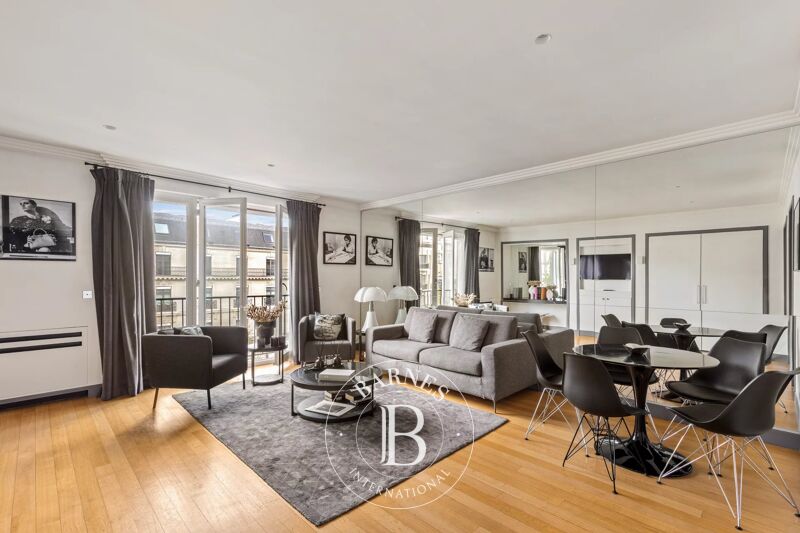 Apartment Paris 8ème