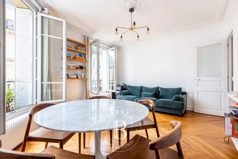 For Sale Apartment | Paris 17ème - picture 2