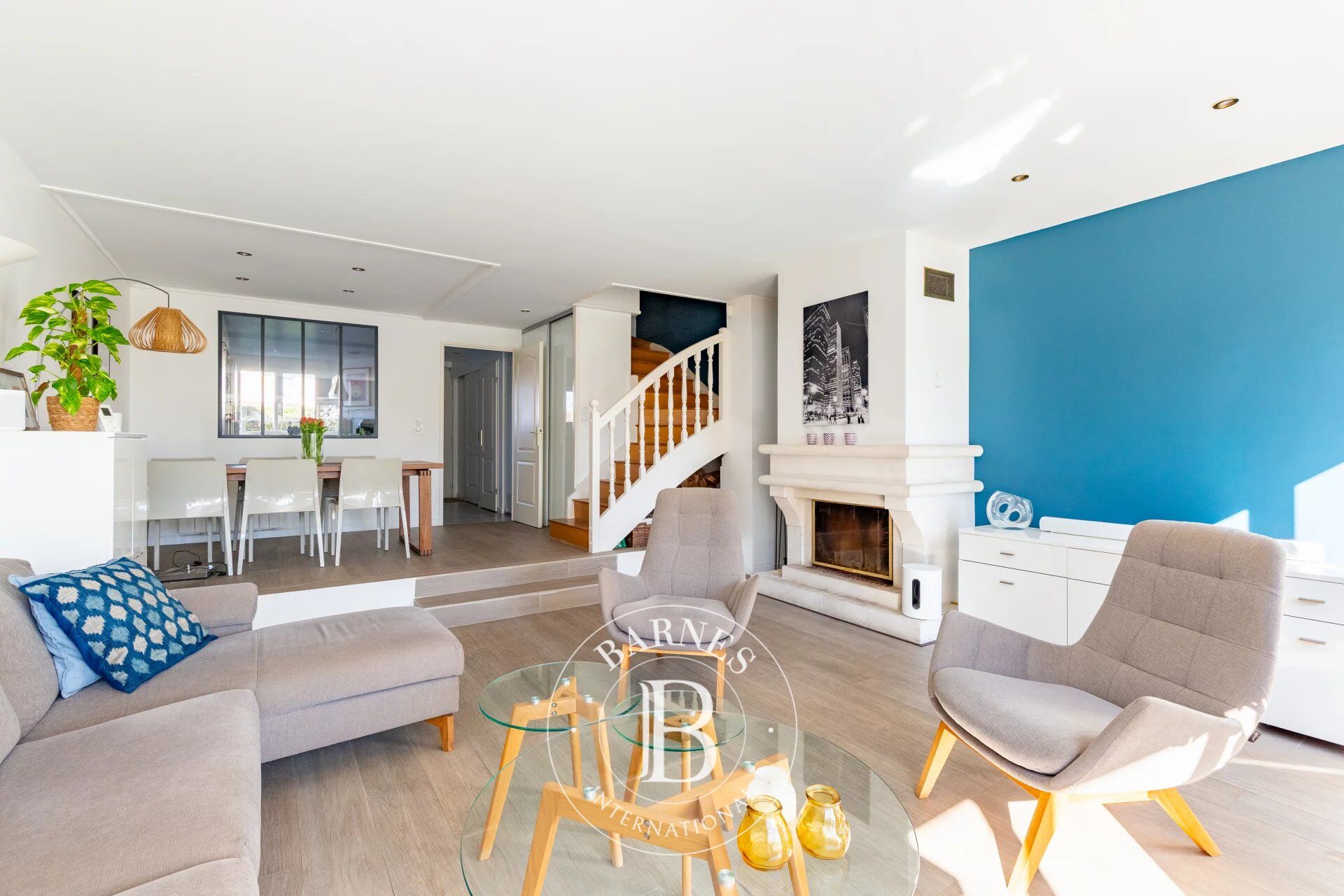 House Croissy-sur-Seine - picture 1