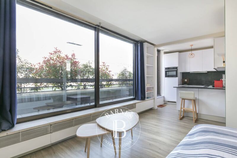 For Sale Apartment | Paris 8ème - picture 1