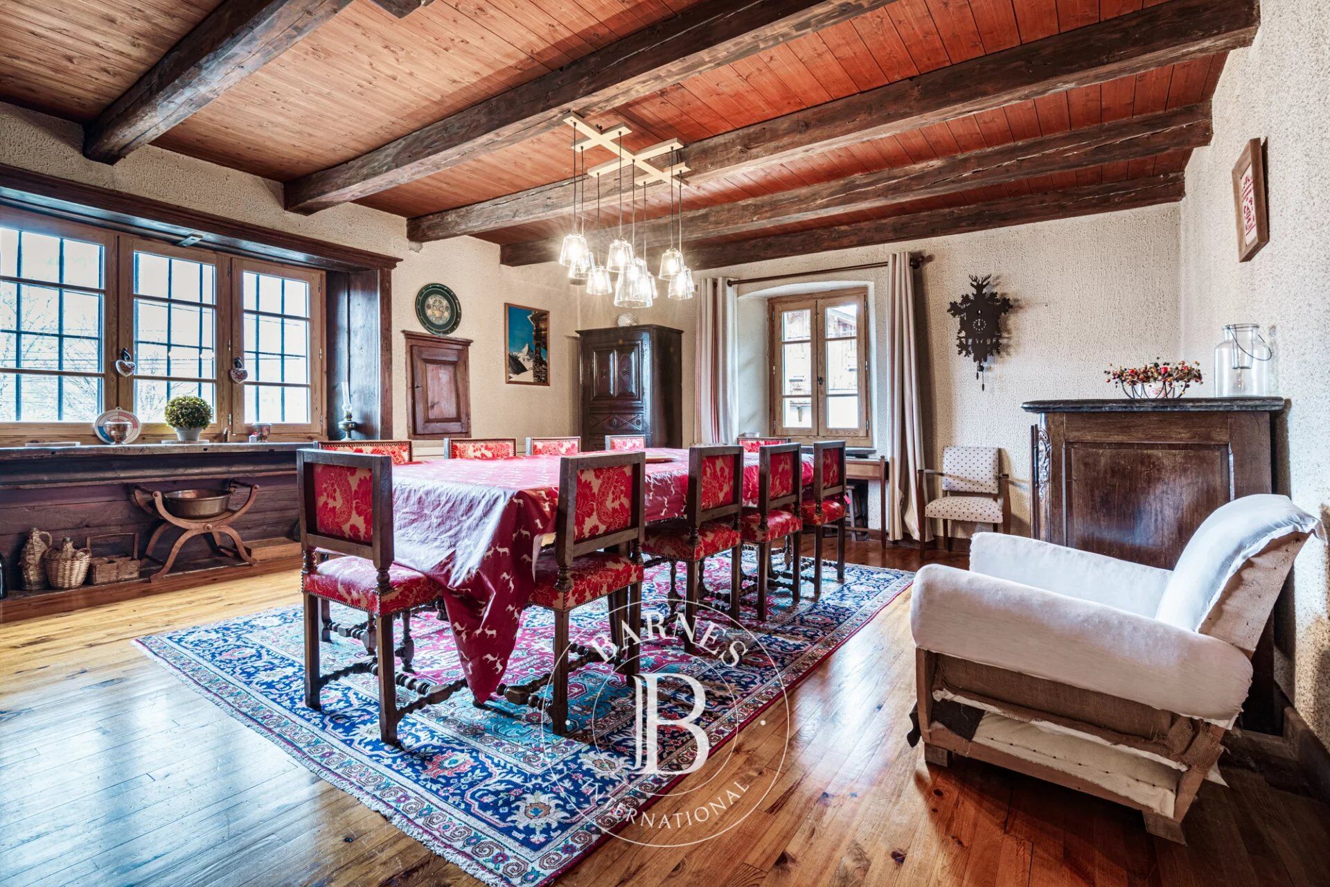 BARNES MONT-BLANC – MAGLAND – TRADITIONAL 19TH-CENTURY FARMHOUSE - picture 3