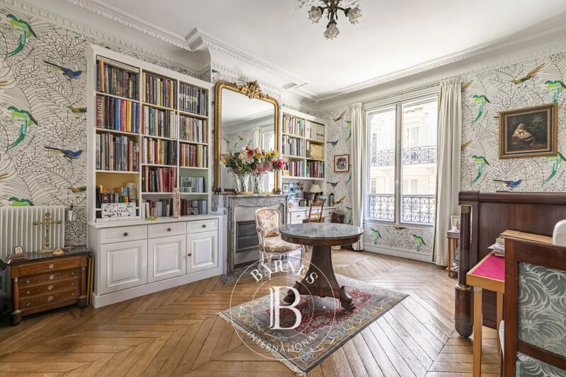 For Sale Apartment | Paris 7ème - picture 2