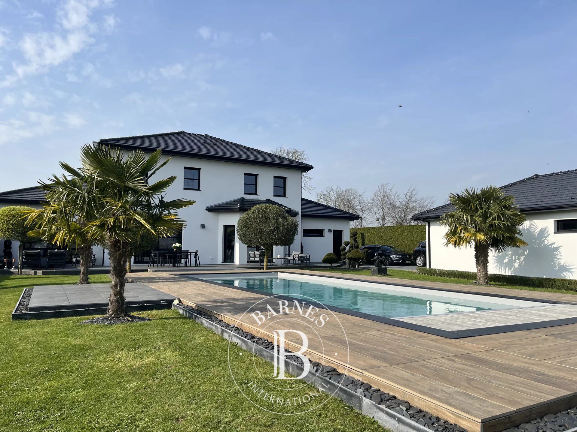 propriété  a vendre - bouvignies boyeffles- 3 ou 4 chambres - jardin - piscine - parkings - picture 1