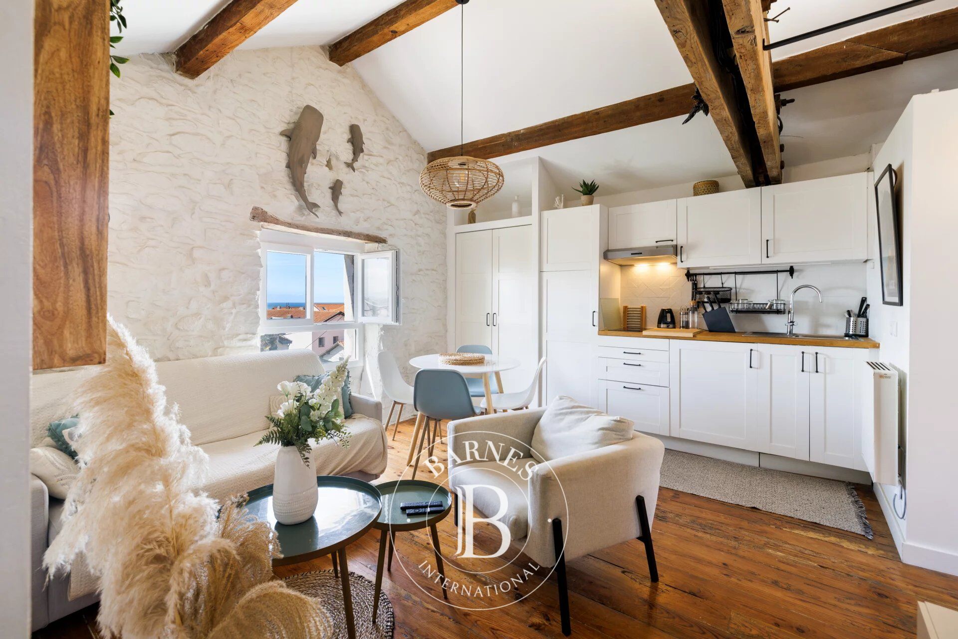 BIARRITZ BEAURIVAGE, STUDIO RÉNOVÉ - picture 1