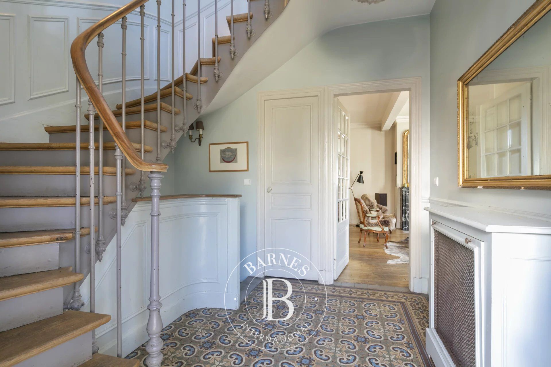 Family property in Meudon - picture 2