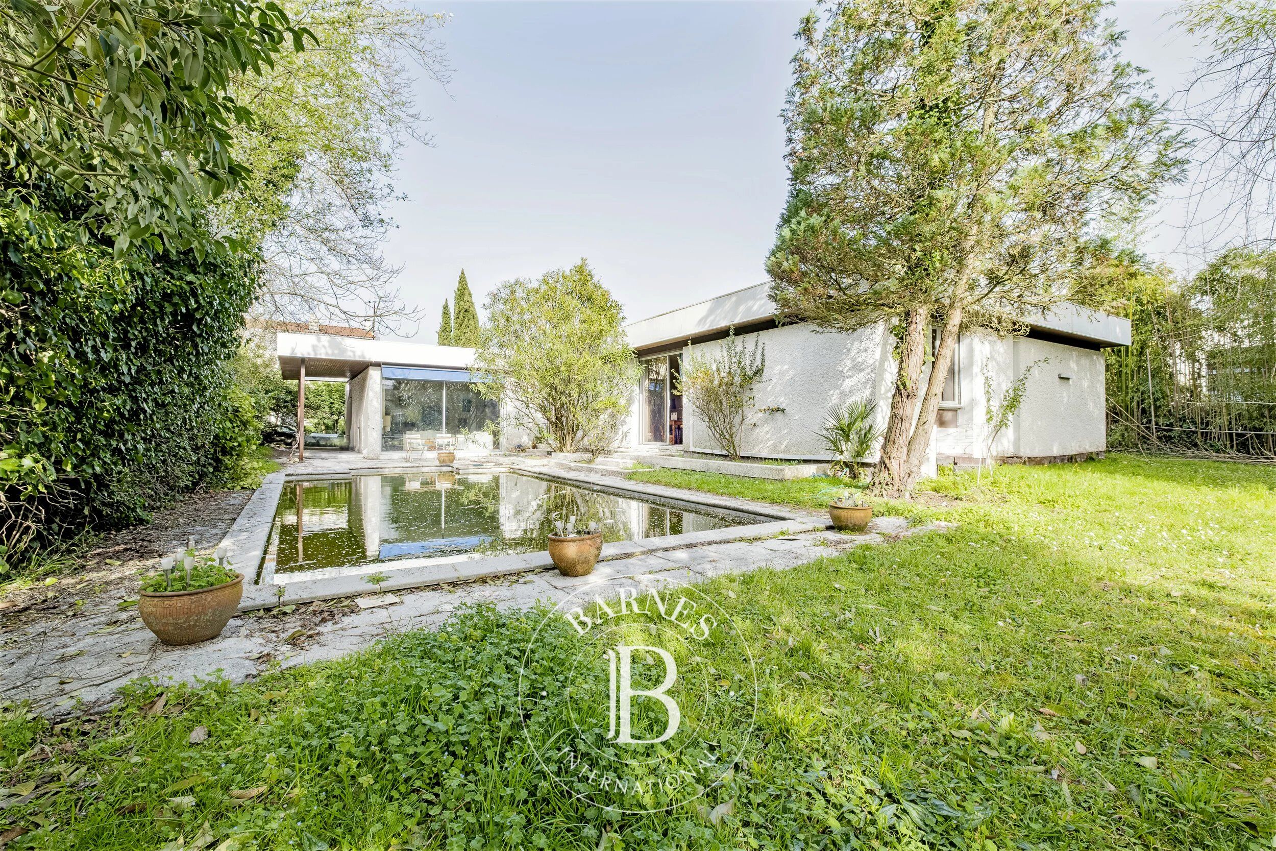 Bordeaux Caudéran – 210 sqm Architect-Designed Single-Storey House – Pool – Detached - picture 1