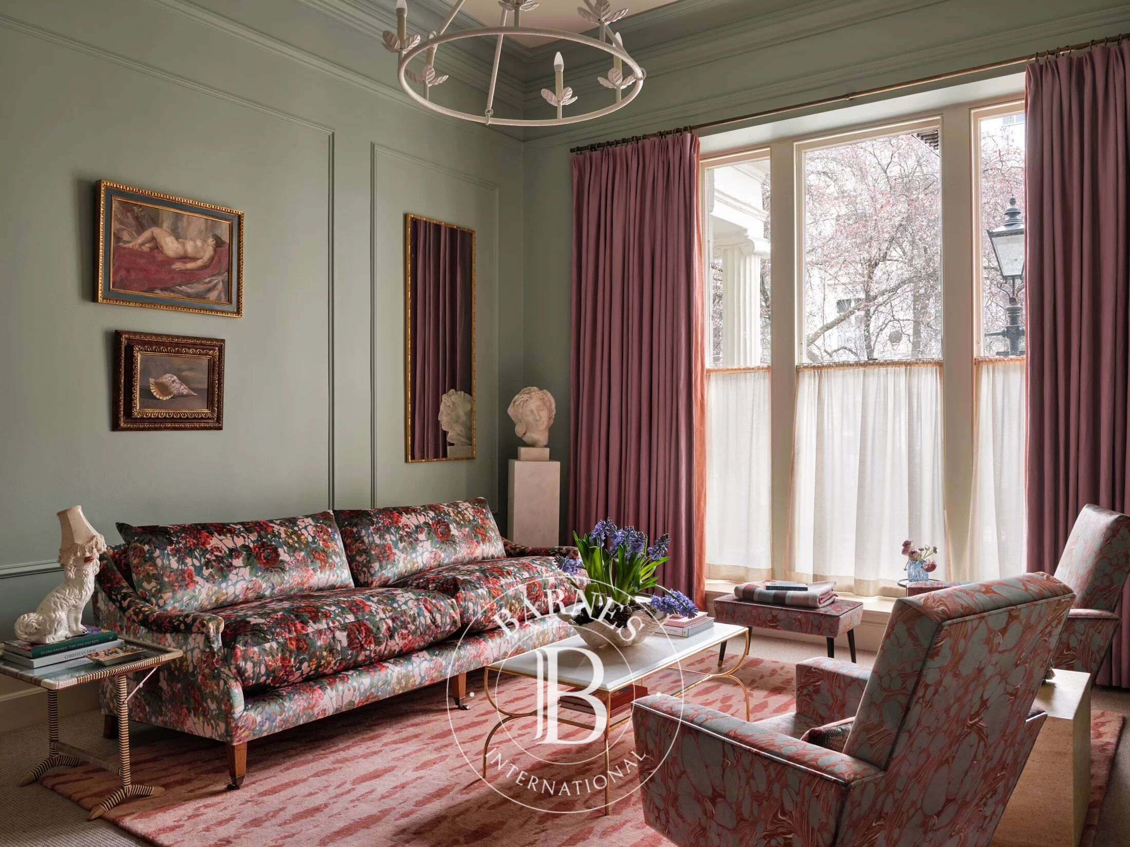 Queen's Gardens, Notting Hill W2 - picture 3