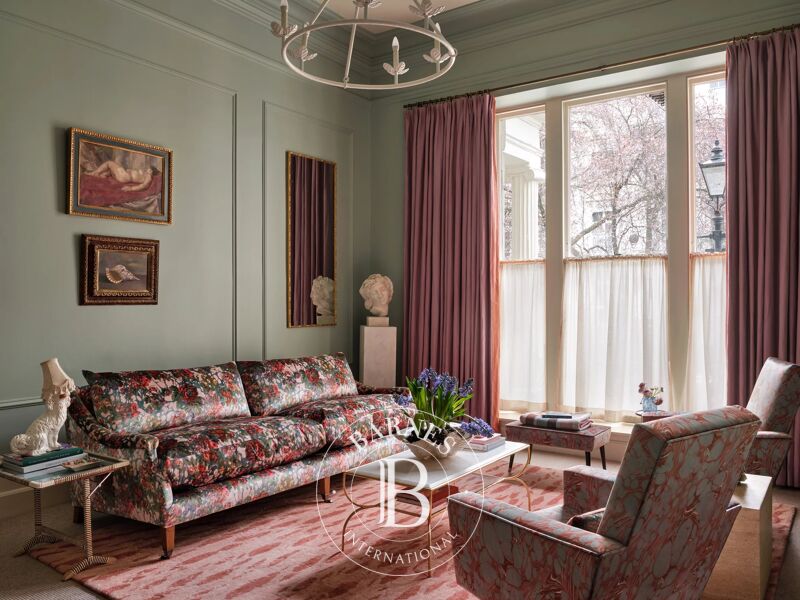 For Sale Apartment | London - picture 3