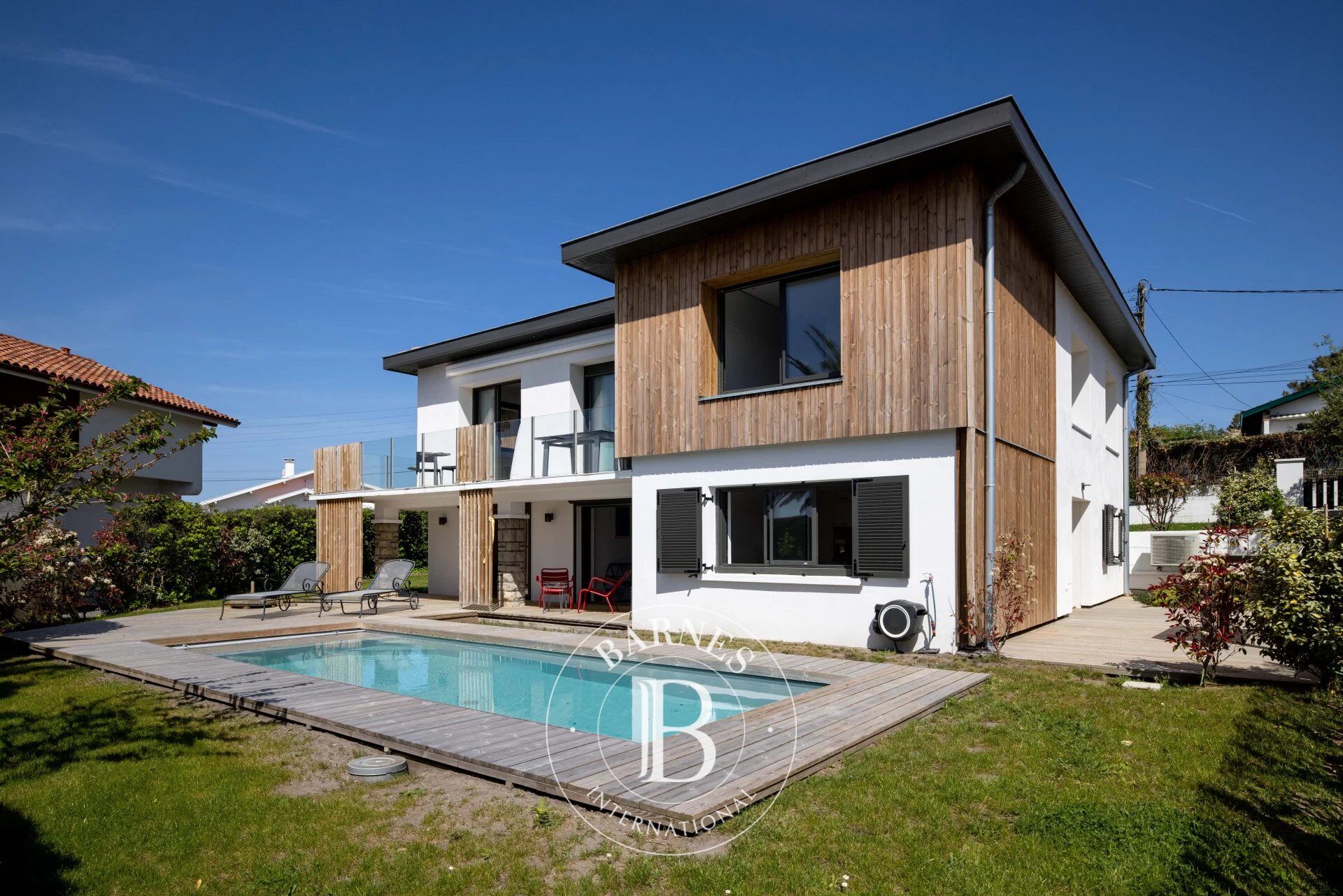House Biarritz - picture 2