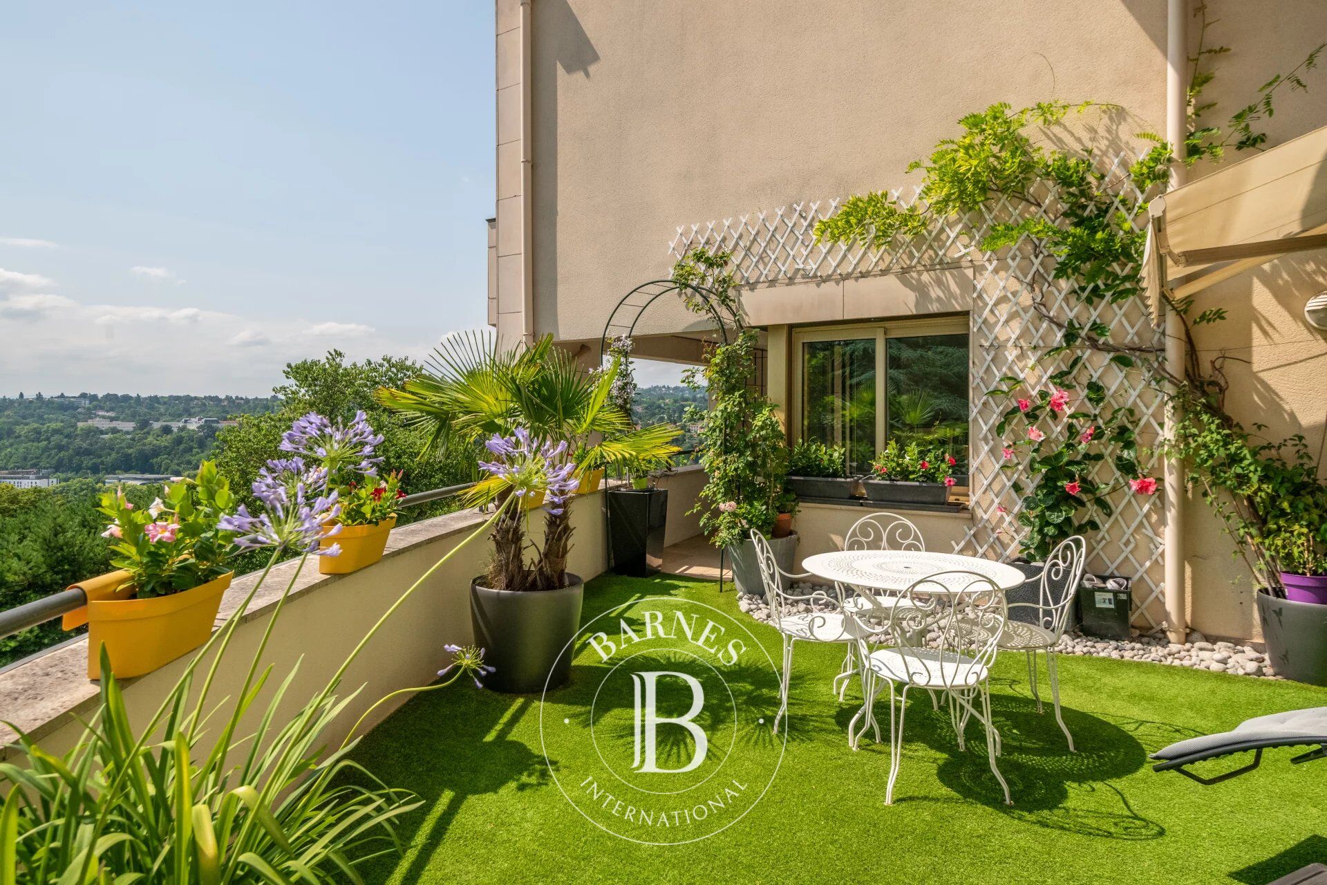 Caluire et Cuire - Appartement  de 197,33 m²  -  Terrasse de 23 m² environ - 3 Chambres - garage - picture 2