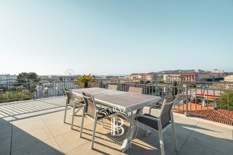 For Sale Apartment | Marseille 8ème - picture 3