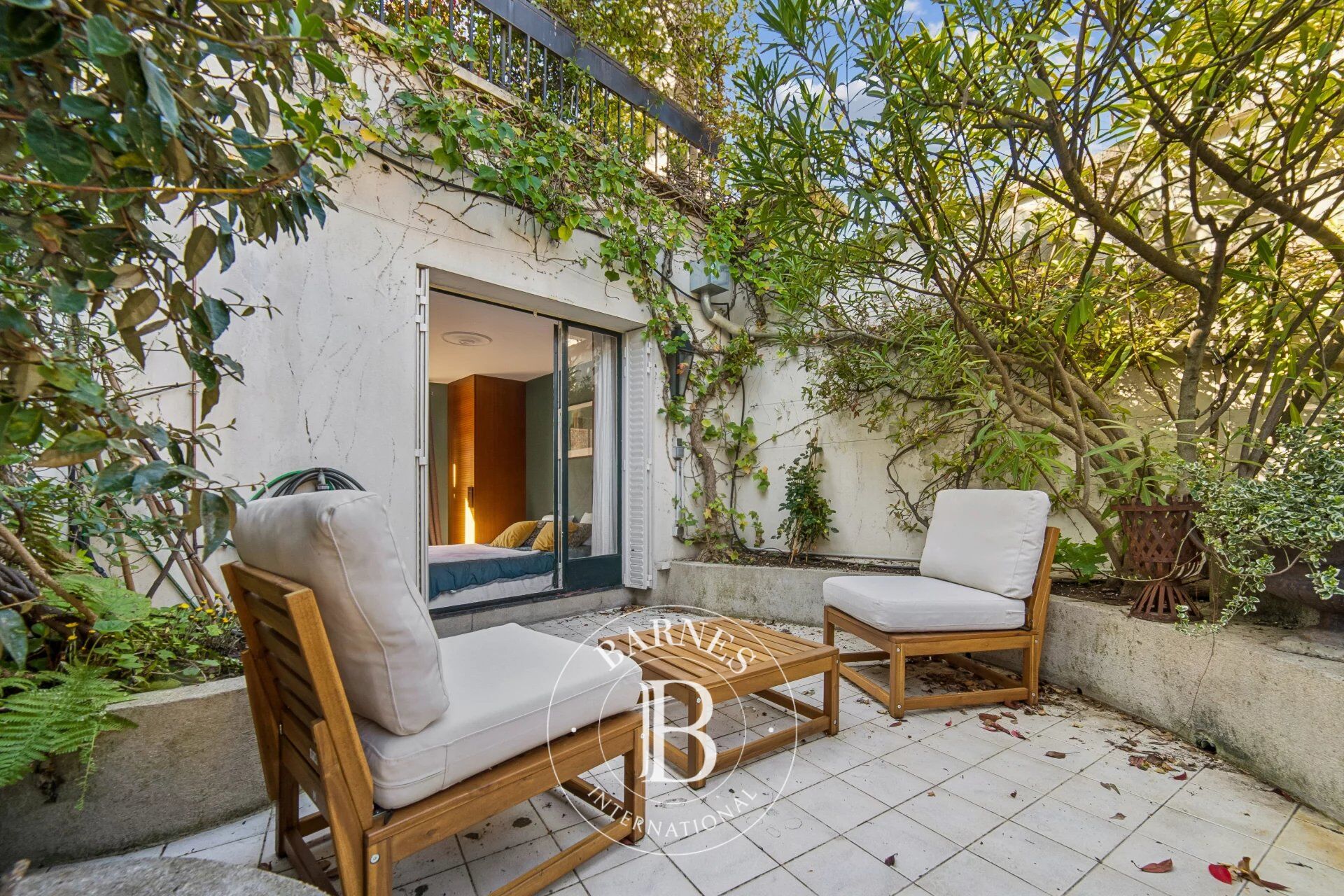 Paris 16 - Passy - Terrace - Top floor - Unobstructed view - picture 1