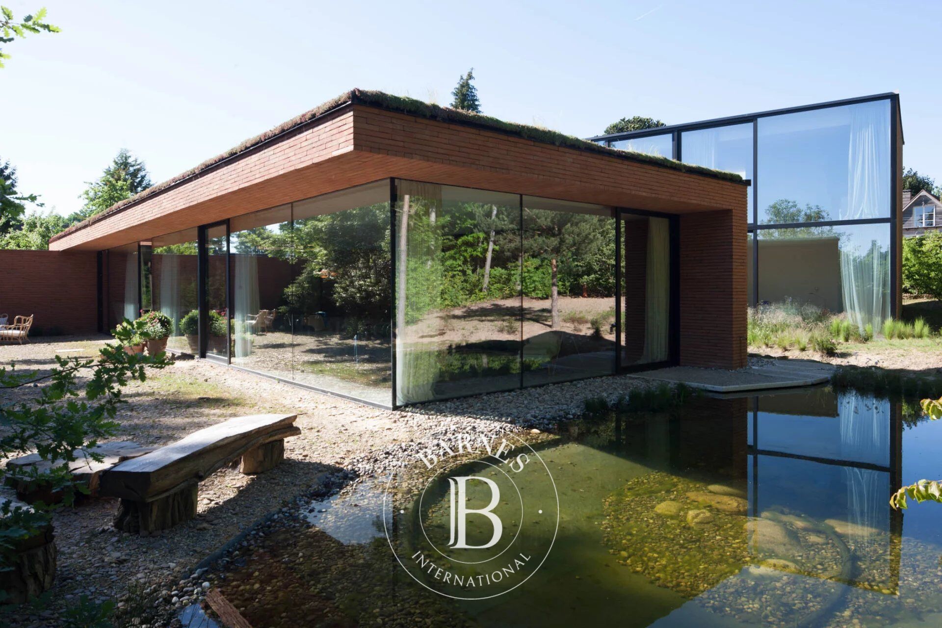 Villa Erpicum dans son écrin de verdure - picture 1