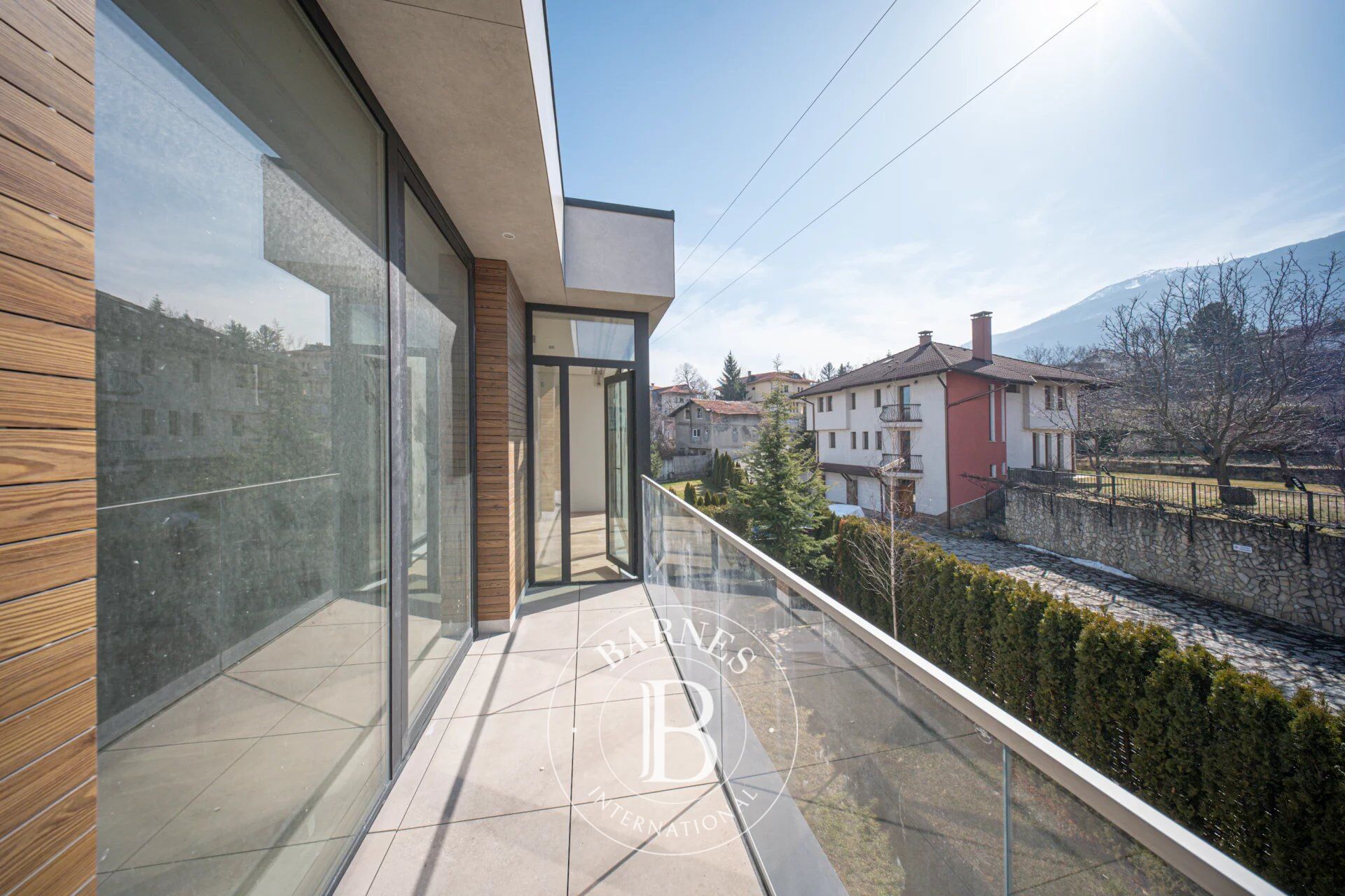 Semi-furnished house for sale in Boyana district - picture 2