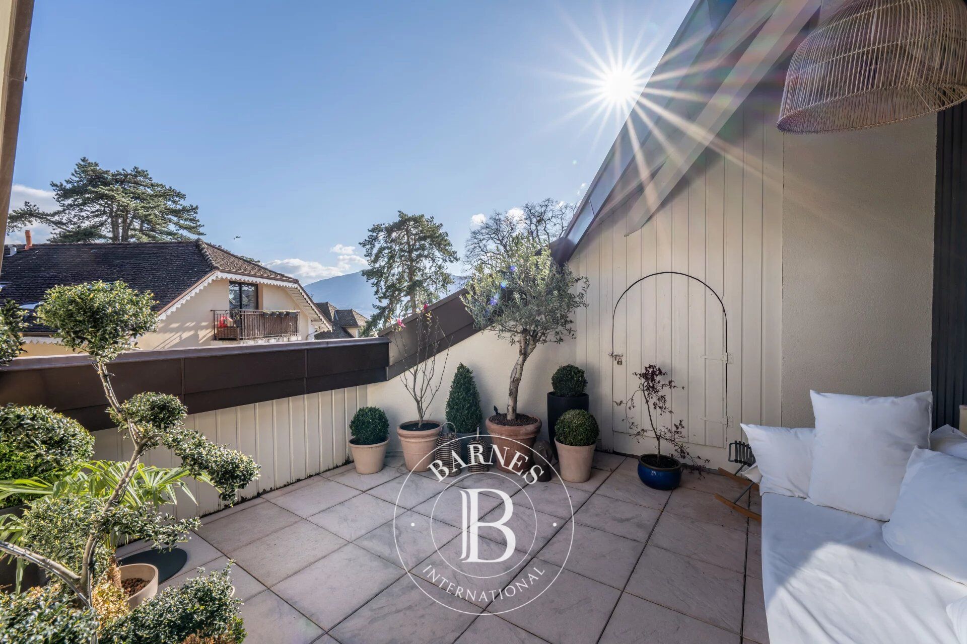 BARNES ANNECY  VEYRIER DU LAC EXCLUSIVITÉ - picture 2