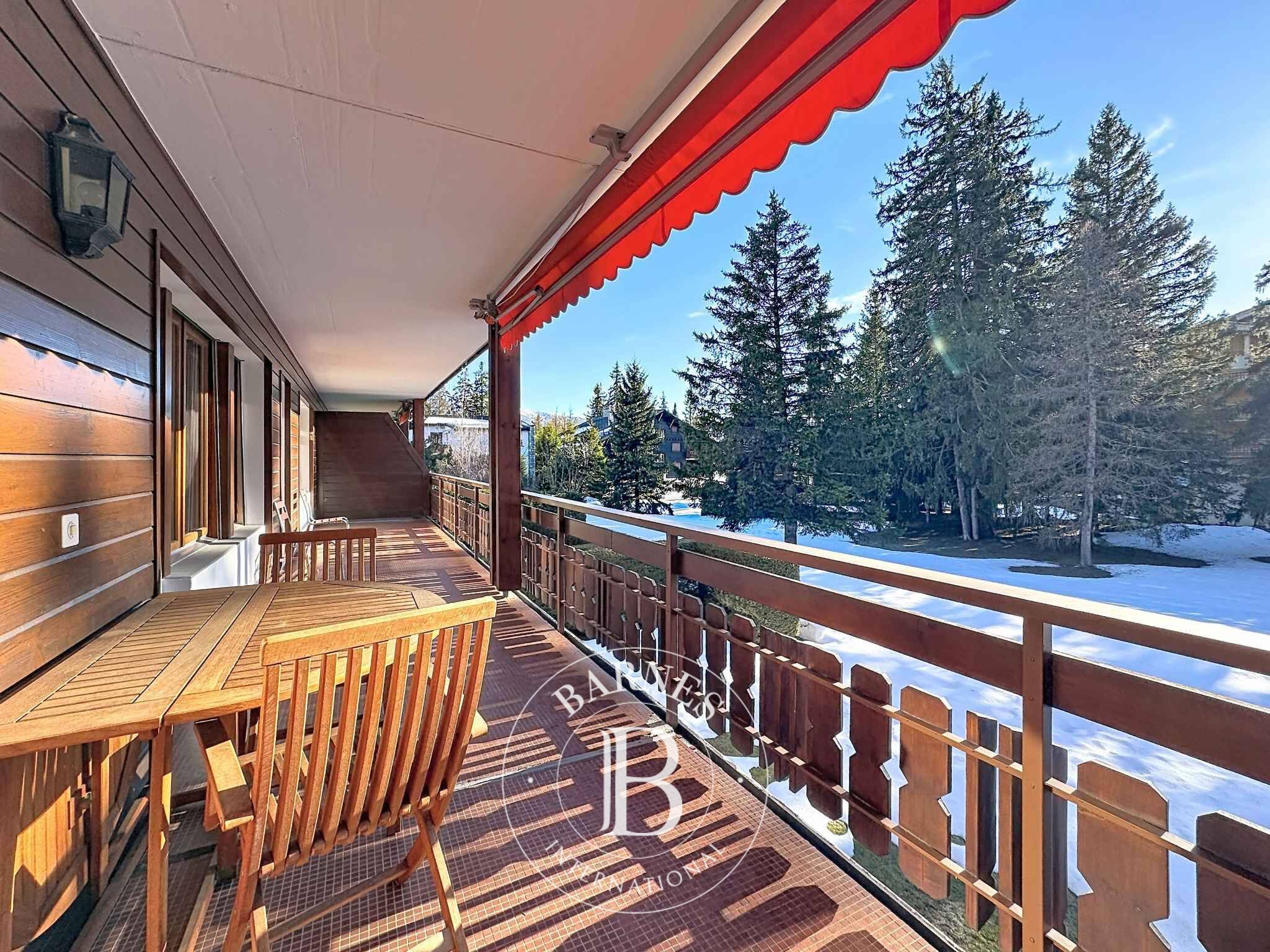 EXCLUSIVE LISTINGCHARMING 4.5-ROOM APARTMENT JUST STEPS FROM THE CENTER - picture 3