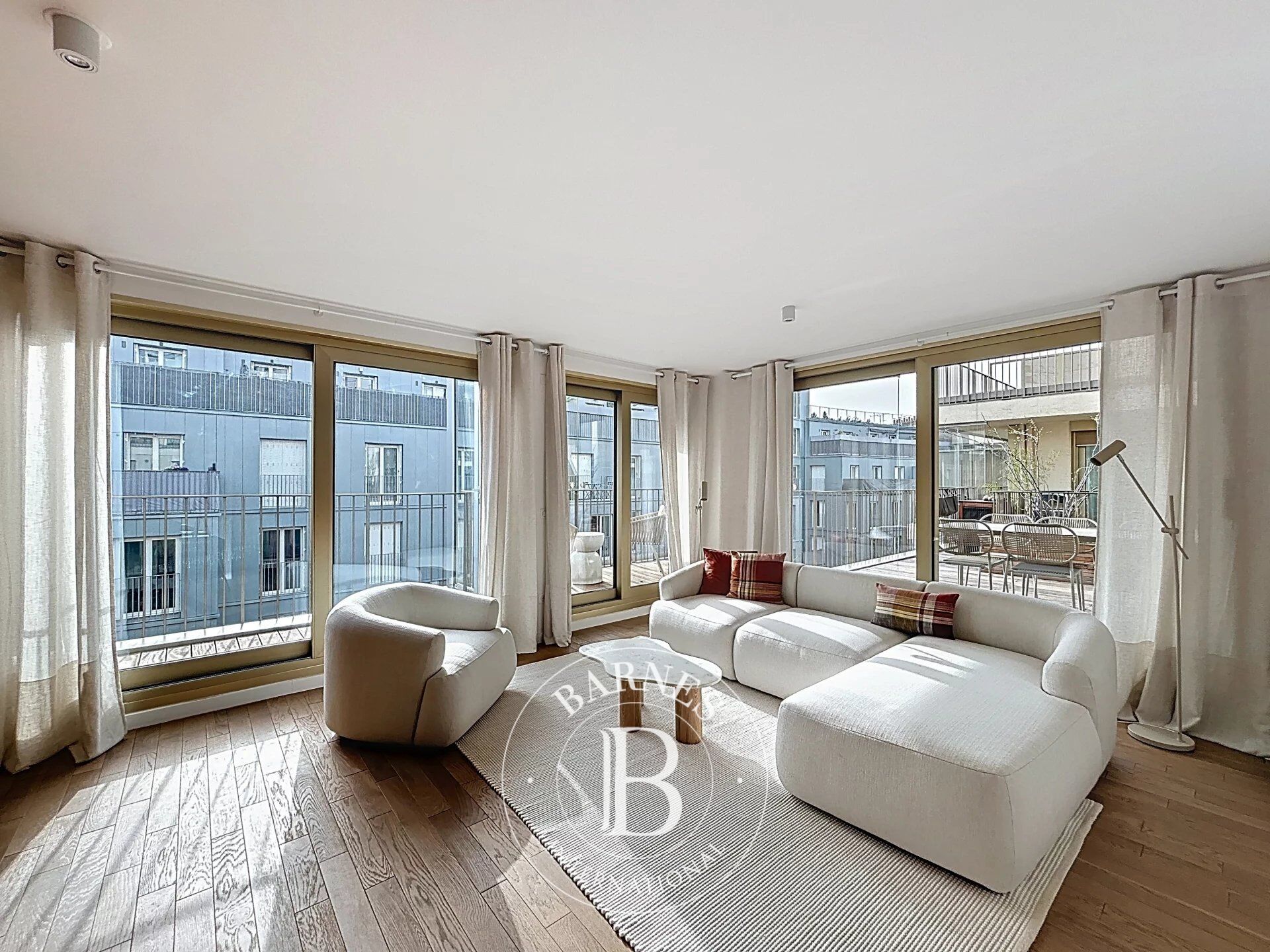 Duplex Paris 15ème - picture 1