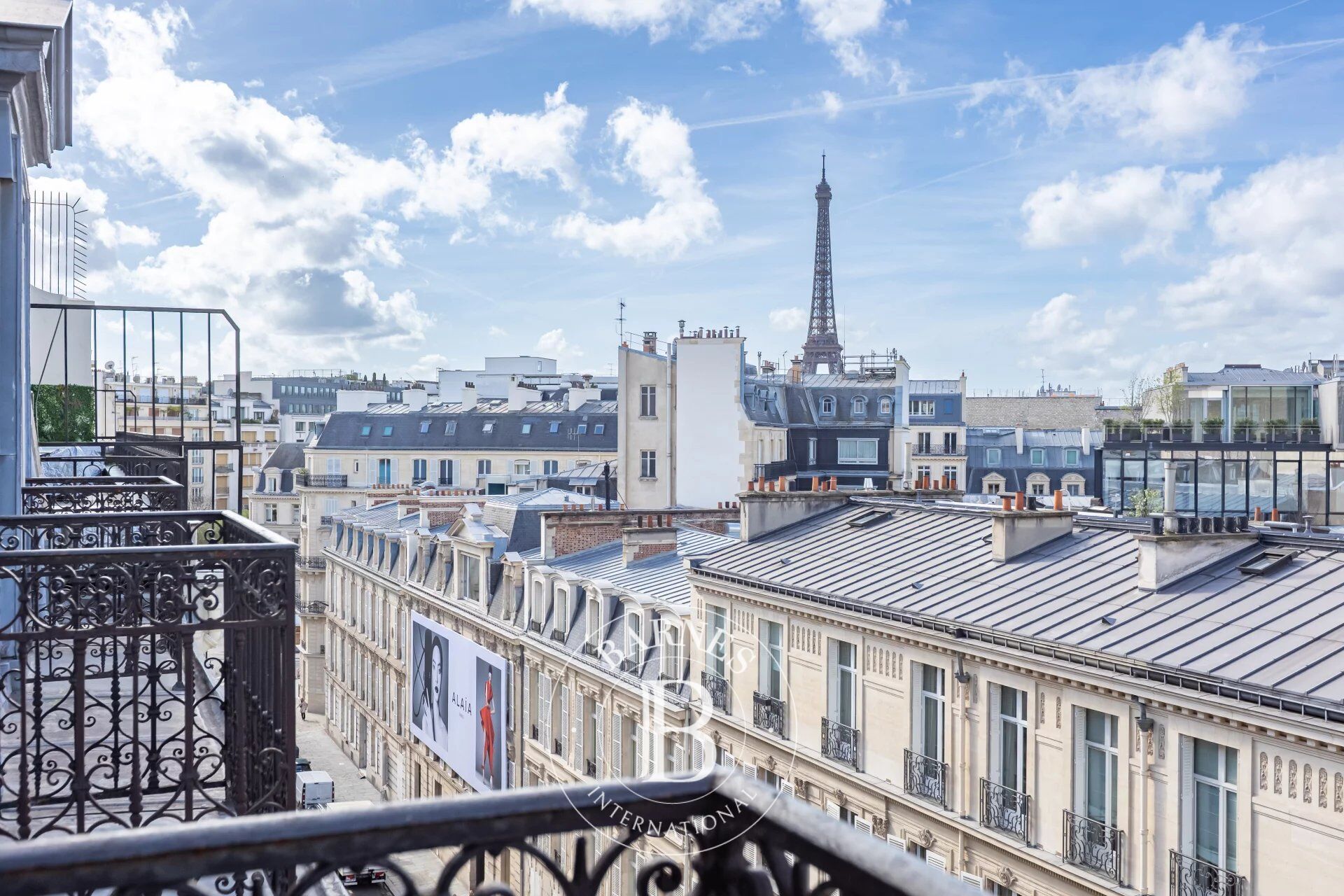 Sole agent - Paris 8 \