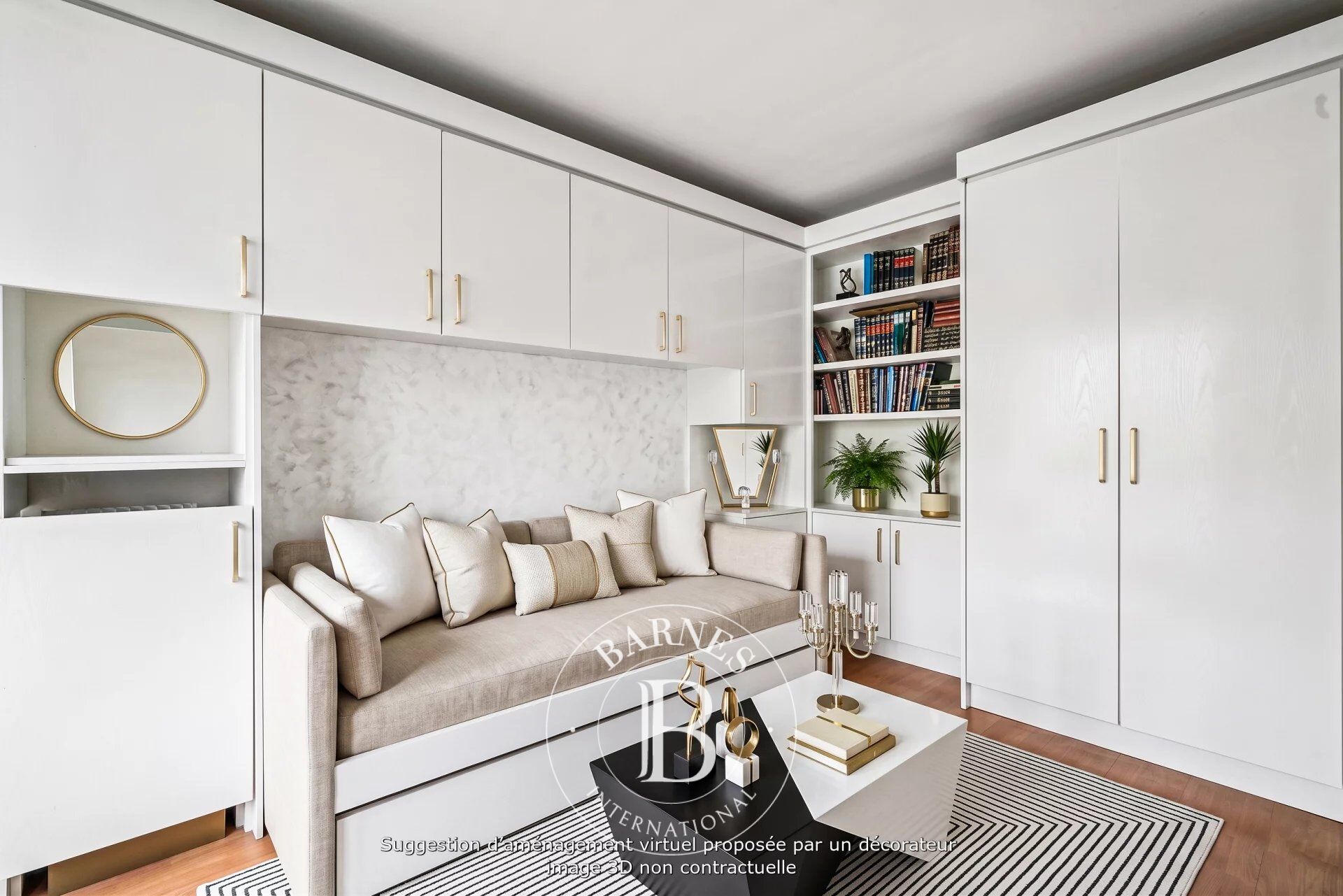 EXCLUSIVITÉ - BUTTES CHAUMONT - 2 PIÈCES - LUMINEUX - BALCON - À RÉNOVER - picture 2