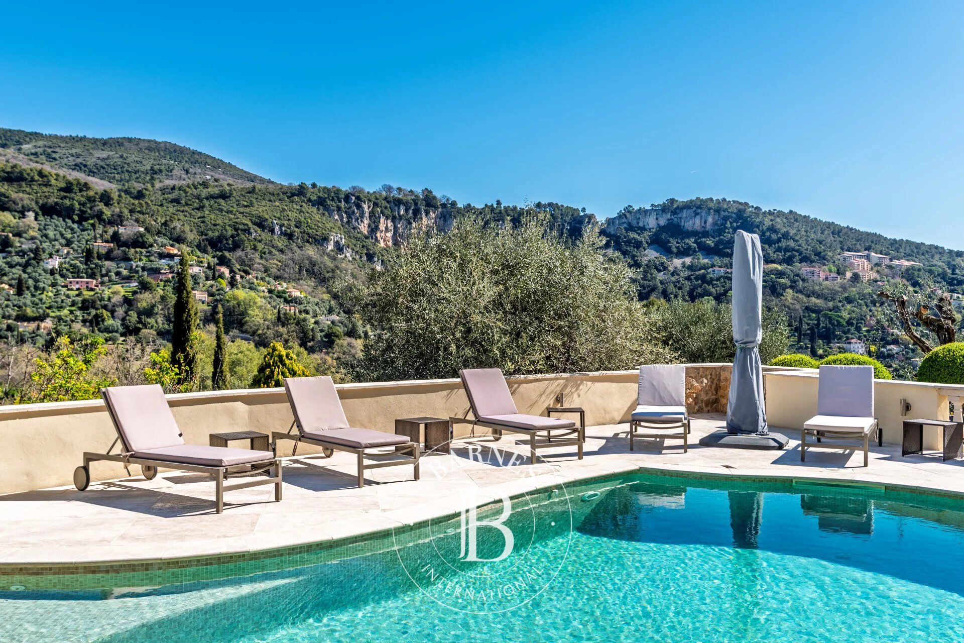 Villa Grasse - picture 3