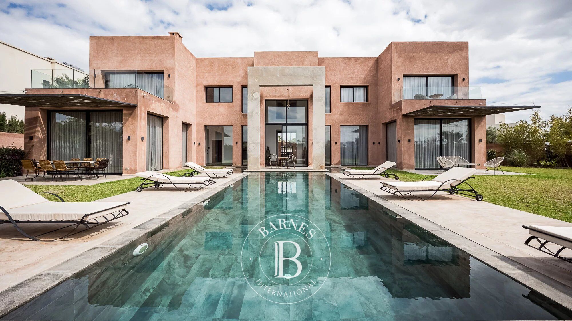 Villa de luxe  meublée à vendre  sur sur golf à Amélkis - picture 1