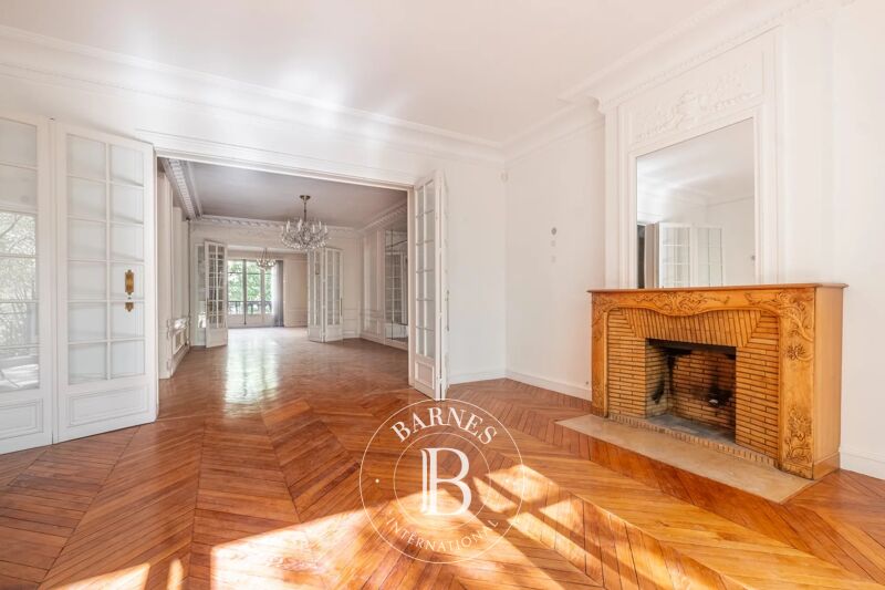 For Sale Apartment | Paris 7ème - picture 1