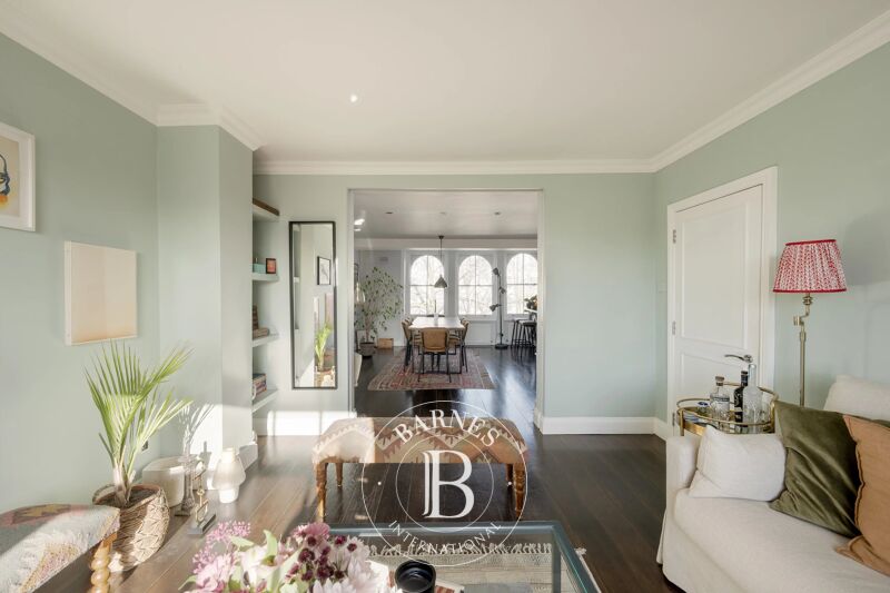 For Sale Apartment | London - picture 2