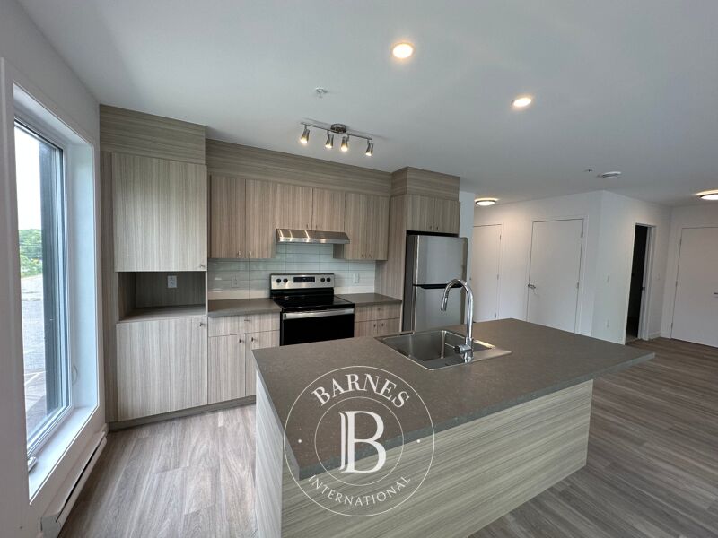 For Rent Apartment | Les Coteaux - picture 3