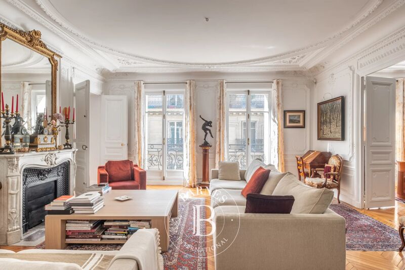 For Sale Apartment | Paris 7ème - picture 1