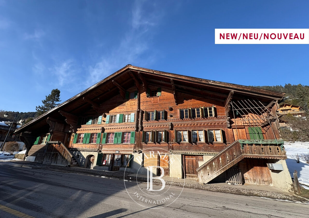 Chalet Rougemont - picture 1
