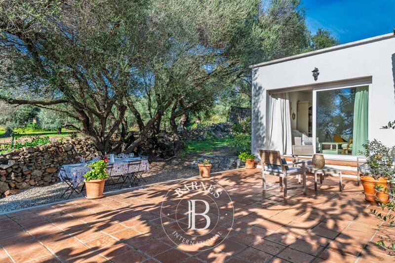 For Sale Villa | Lumio - picture 2