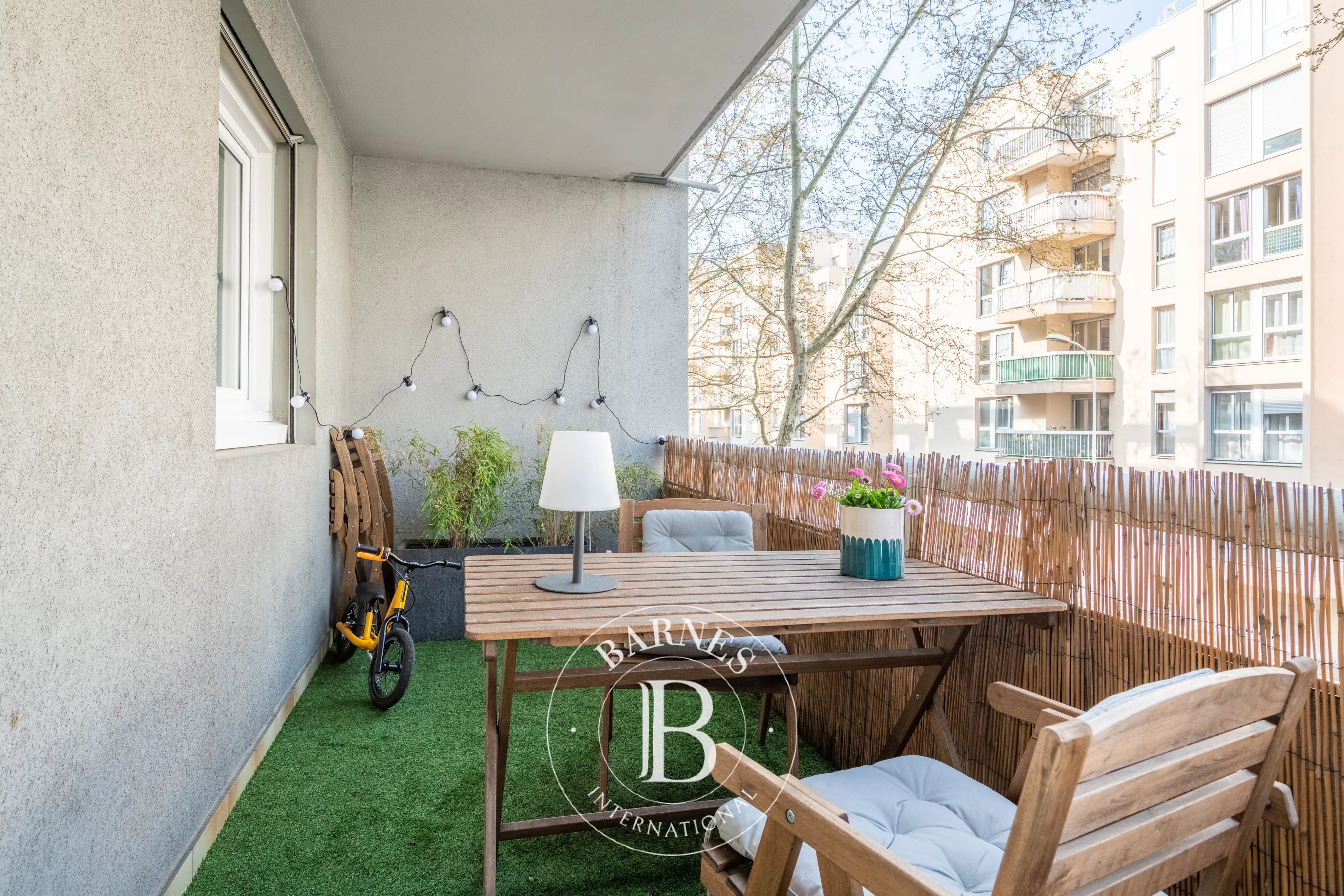 Lyon 8 - Monplaisir - 89 sqm apartment - 2 or 3 bedrooms - a terrace of 16 sqm - picture 2