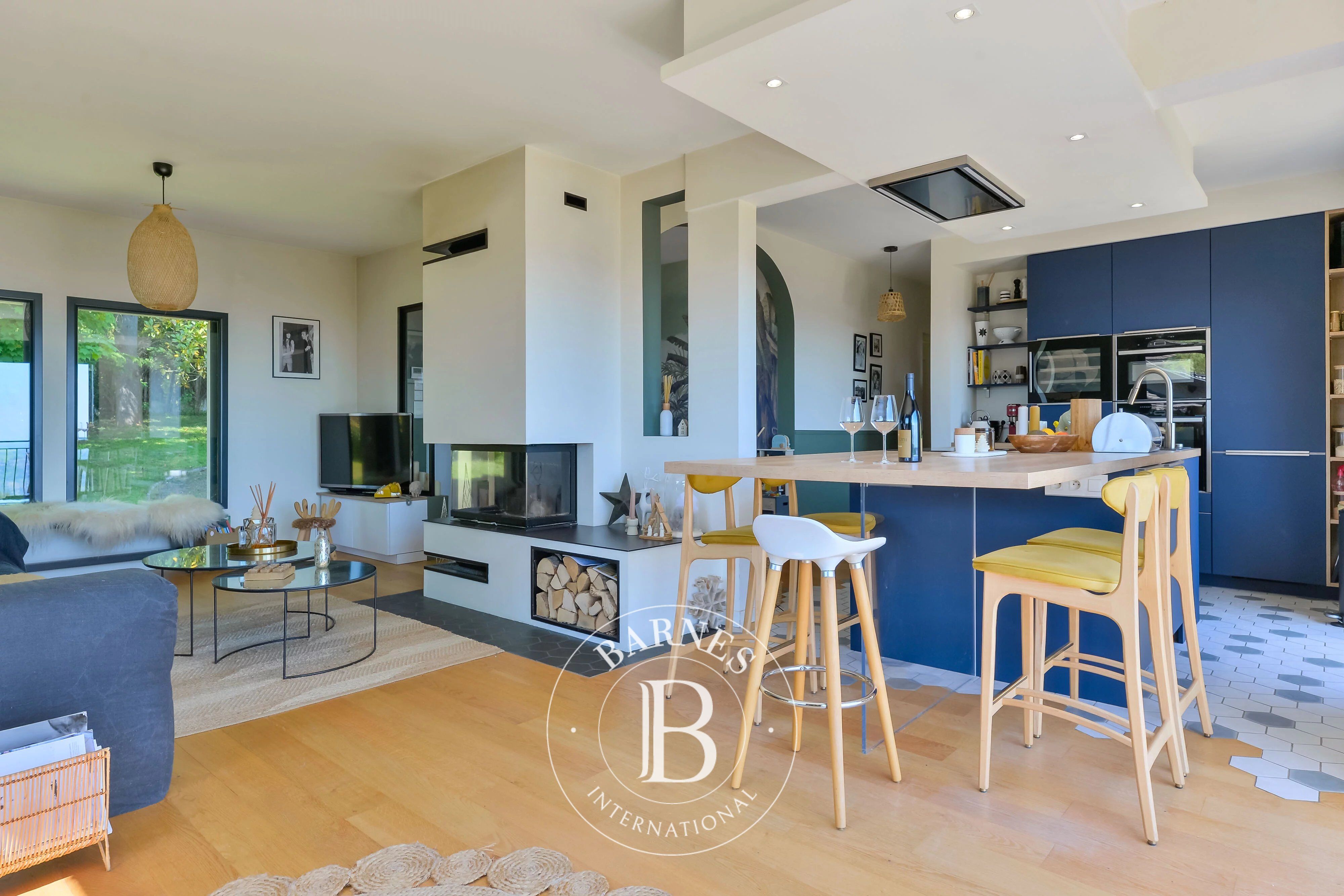 Poleymieux-au-Mont-d'Or – Maison familiale – Terrain de 2020 m² - 5 chambres - picture 2