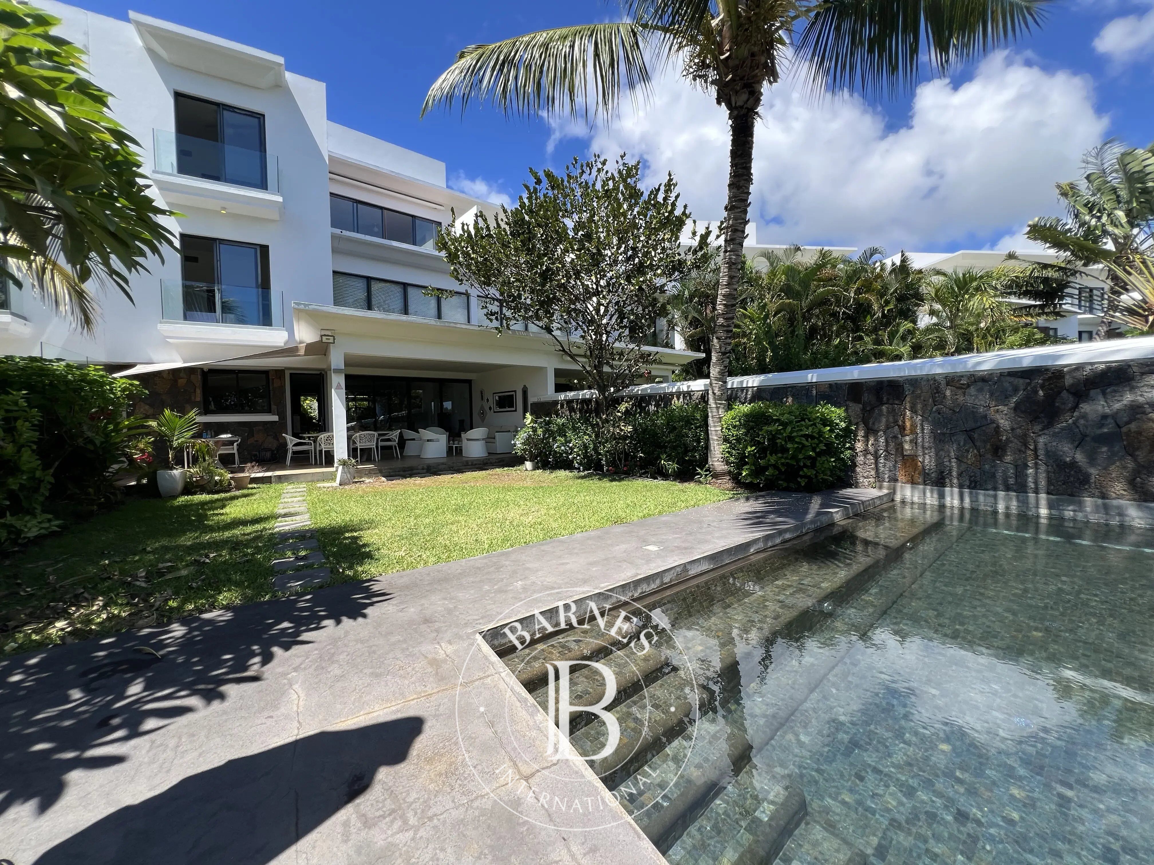 Villa gemela Haute Rive - picture 1