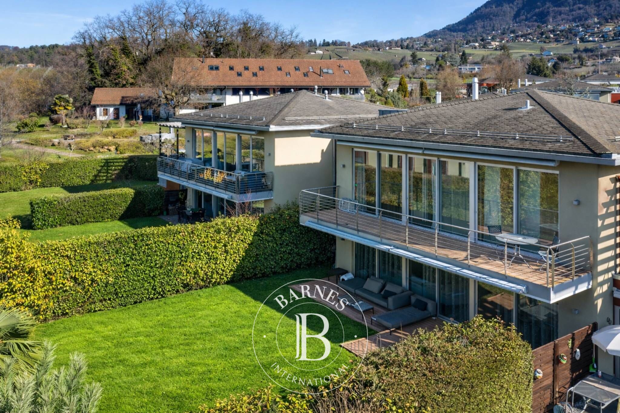 Magnifique villa contiguë située dans un quartier résidentiel calme et sécurisé ! - picture 1