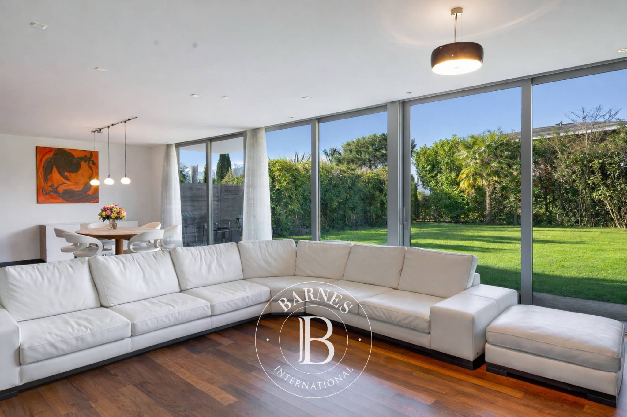 Magnifique villa contiguë située dans un quartier résidentiel calme et sécurisé ! - picture 3