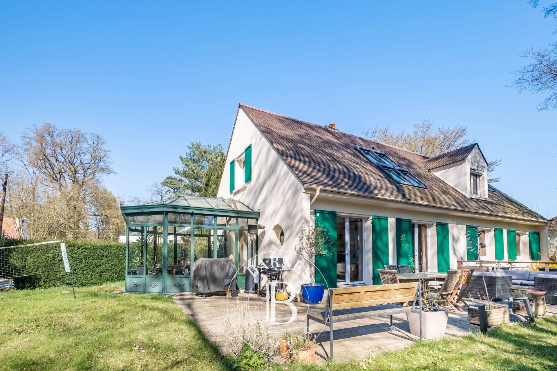 Sté BARNES - Exclusivité - L'Étang-la-Ville Proche gare de Saint-Nom-la-Bretèche - picture 2