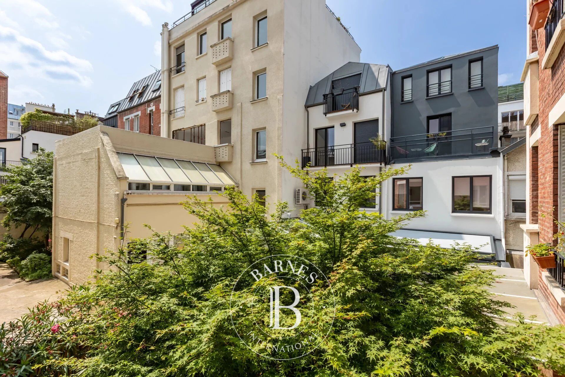 BARNES BOULOGNE NORD - APPARTEMENT 3P - VUES DÉGAGÉES SUR JARDIN PLEIN OUEST - picture 1