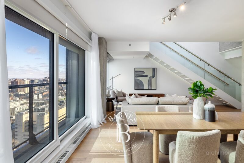 For Sale Apartment | Montréal (Ville-Marie) - picture 2
