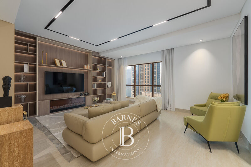 3 Bedroom Apartment for Sale in Jumeirah Beach Residence - picture 1