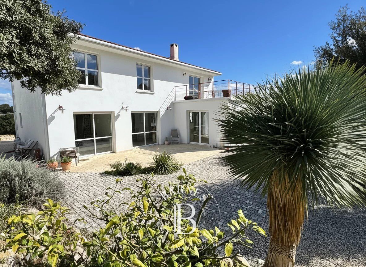 Saint-Gély-du-Fesc – Eco-friendly home with large landscaped garden - picture 2